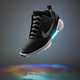 Imagen para el artículo titulado Nike venderá zapatillas con cordones que se atan por sí solos como los de Back to the Future